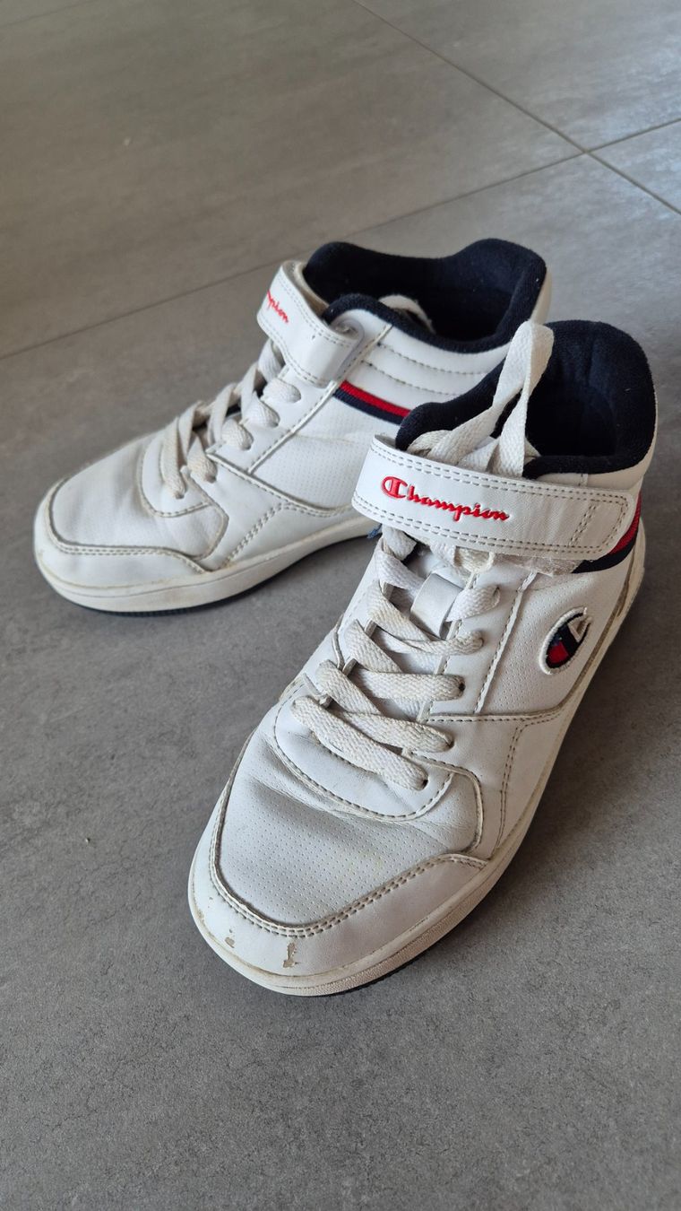 Champion Scarpe per ragazzi: Sneaker Champion Gr.35 – Usato da Wiesendangen venduto da Sandrina7