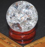 Deko - Heilstein D-323 – Eis Kristall Ball mit Sockel – 3 cm