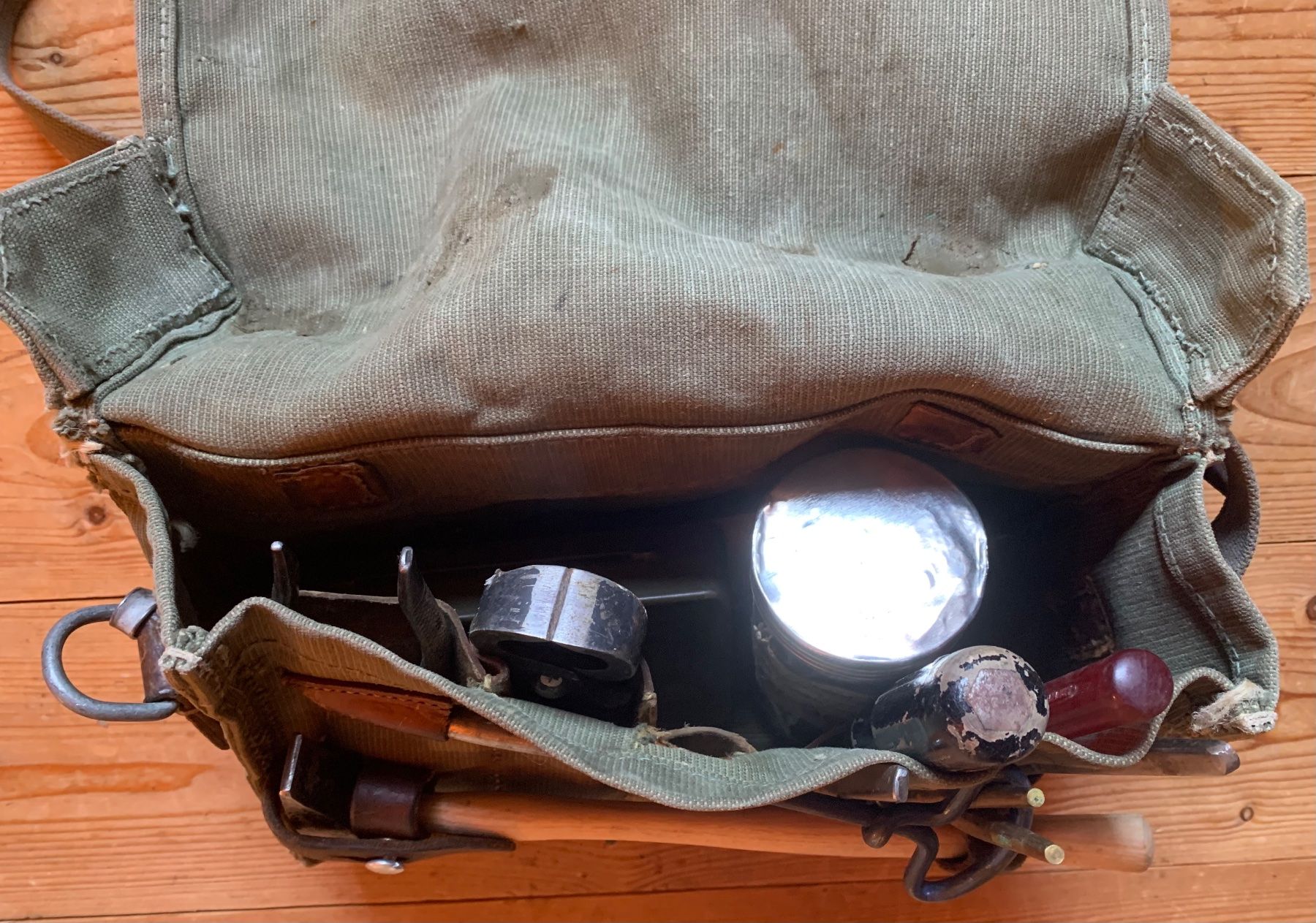 Schweizer Armee Borse: Mineurtasche der CH Armee – Usato da Goldingen venduto da Bergler012 2