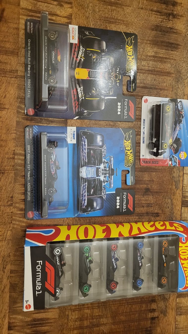 Hot Wheels Modellautos: Hot Wheels Formel 1 Autos  Sammlung – Neu und originalverpackt aus Jona von mjo_f5t2 1