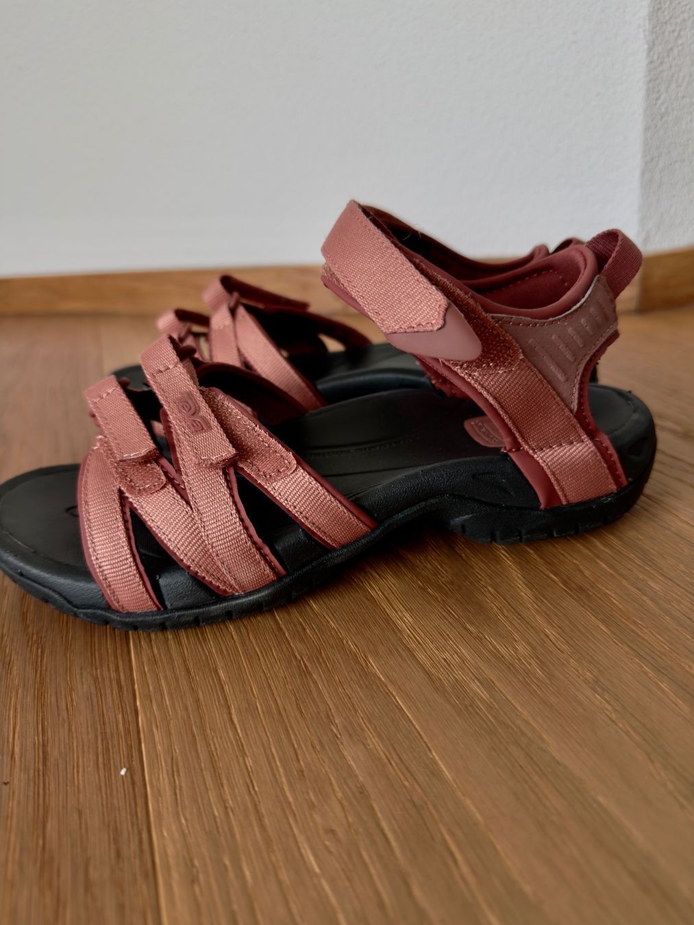 Teva Chaussures femmes: Teva Sandalen - NEU – Neuf (Voir description) à Eschenz par Anntrix 1