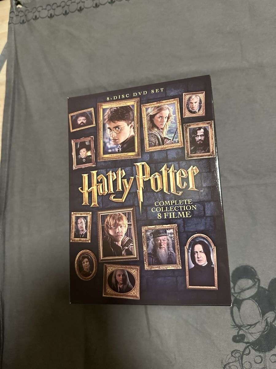 Tutti i DVDs: Harry Potter - Complete Collection DVD Box - 8 Filme – Nuovo (secondo la descrizione) da Bolligen venduto da Astrophysiker06 1