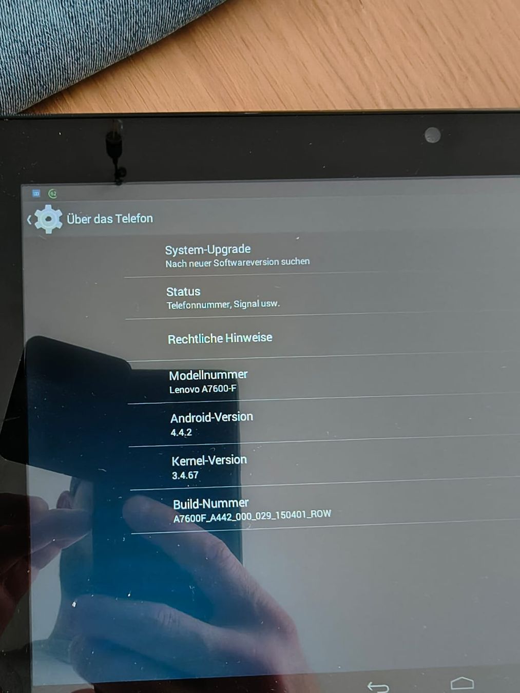 Lenovo Tablet PC: Lenovo Tablet mit Hülle – Usato da Untervaz venduto da FullFlap777 4