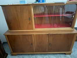 Vintage Sideboard mit Vitrine – Holz massiv – sehr gepflegt