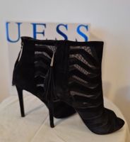 GUESS Ankle Boots – Graphischer Style – Gr. 41