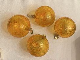 4 Weihnachtskugeln handgemacht, gelblich, wie neu