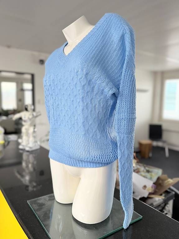Pulls & Sweat-shirts: Leichter Damen-Strickpullover Shiwi – D'occasion à Steinhausen par deikoon 1