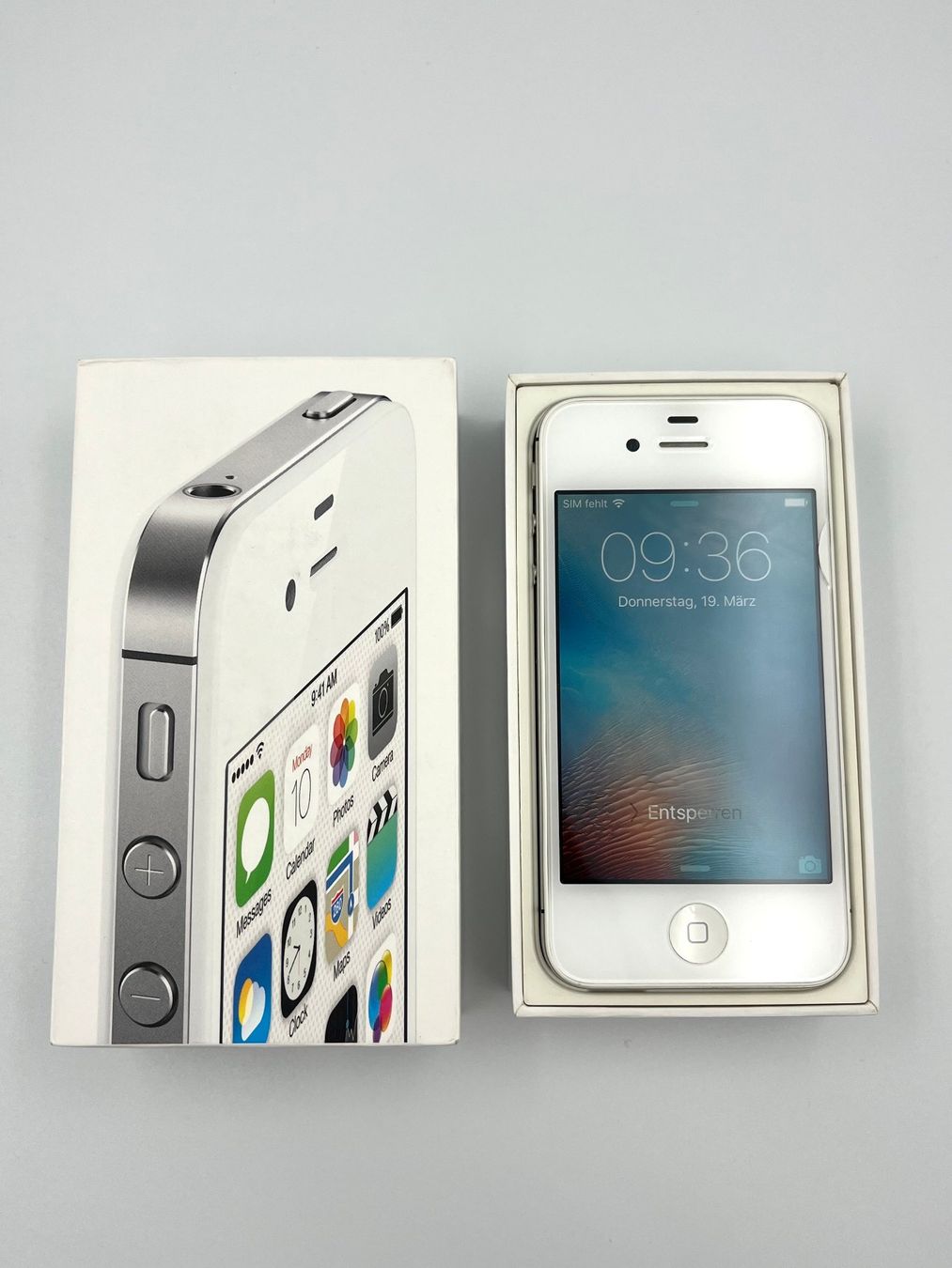 Apple Portables: iPhone 4s 8GB – D'occasion à Basel par Xani