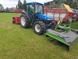 Mähtraktor New Holland TN75D mit Mähwerk u Aufbereiter