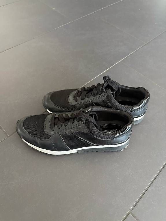 Scarpe da donna: Michael Kors Sneakers Damen  Grösse 38, schwarz – Usato da Muri AG venduto da sou_c8t6