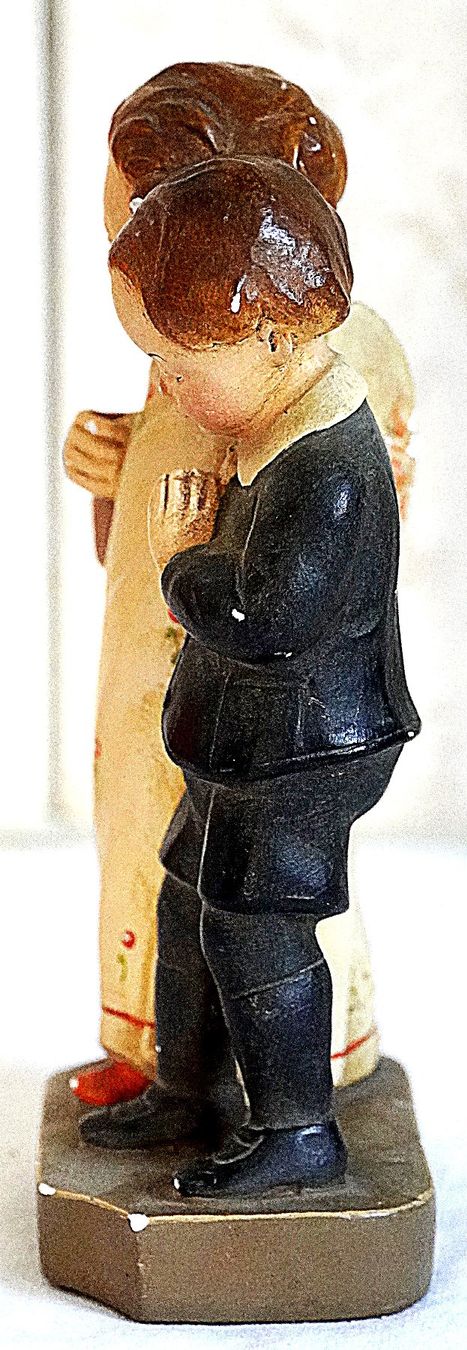 Skulpturen & Statuen: Engel mit betendem Knabe ca. 1930 – Gebraucht aus Baar von 2cvbaar 4