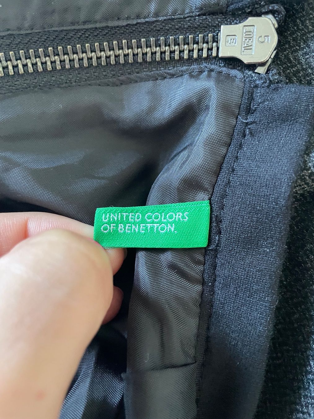 Benetton Gonne: AB 1.- Wolloptik Anthrazit Minirock – Nuovo (secondo la descrizione) da Zürich venduto da vik_isi 6