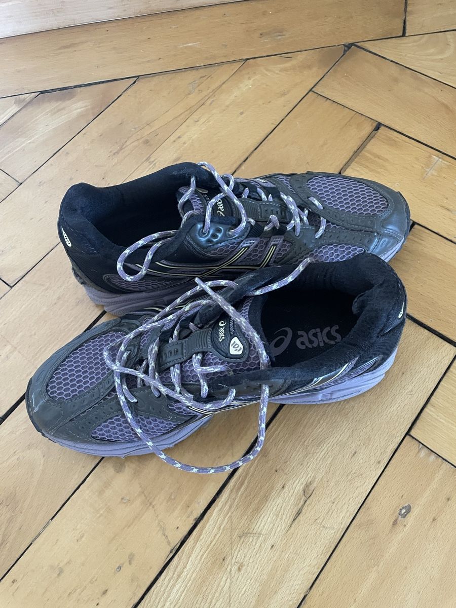 Asics Damenschuhe: ASICS Gel Nimbus Sneaker Gr. 39 – Gebraucht aus Zürich von zoe_n85h 1