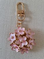 Schöner Schlüsselanhänger- Blume, Blüte, keychain