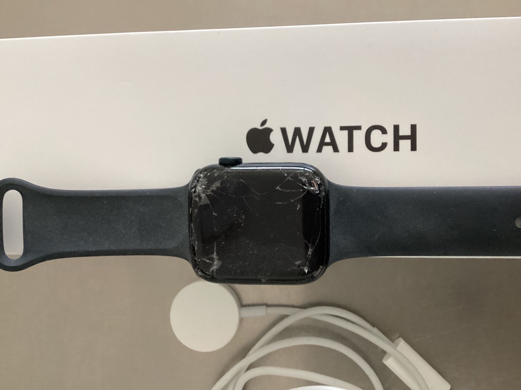 Apple Smartwatch: Apple Watch SE (2nd Gen) – Gebraucht aus Vacallo von mar_hk7x 1