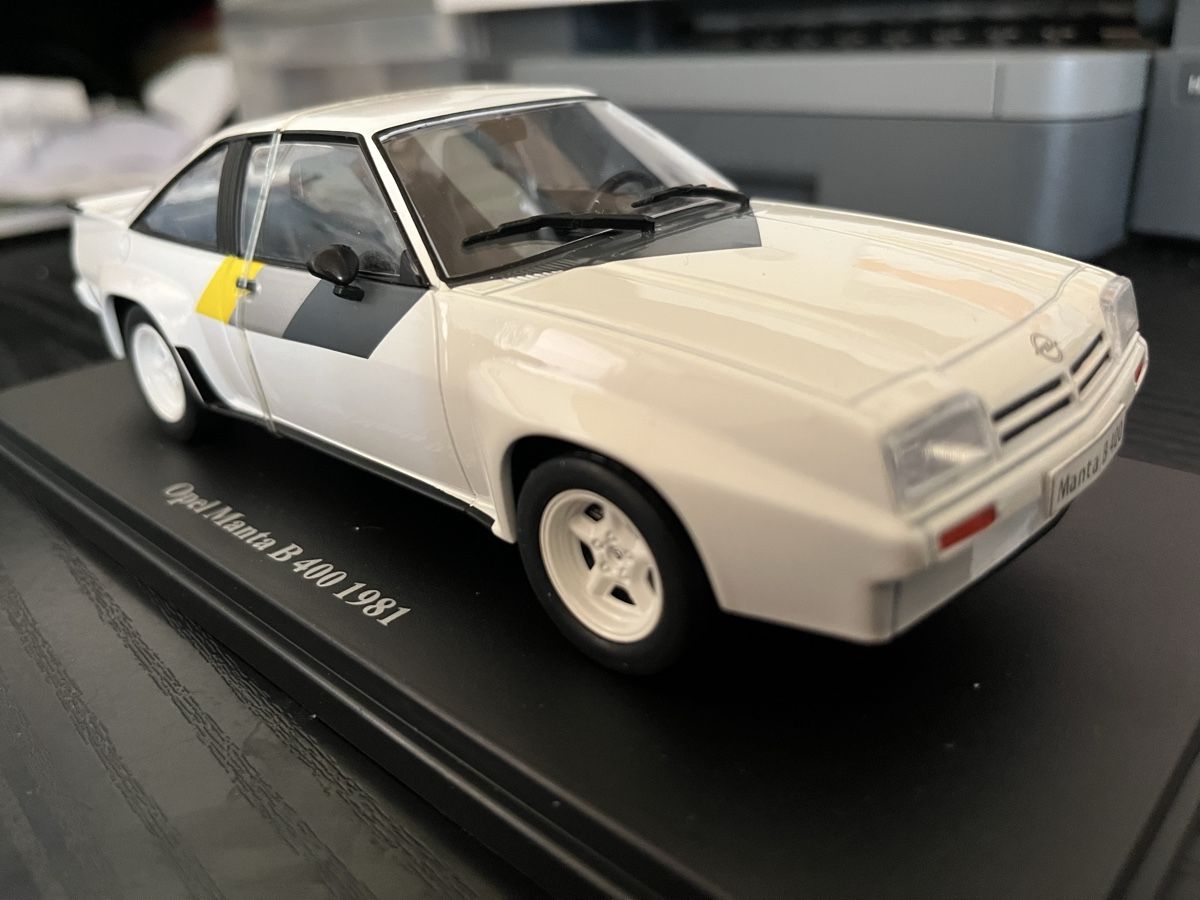 Opel Modellini d'auto: Opel Manta 400.  1:24 – Nuovo (secondo la descrizione) da Rümlang venduto da Papamoll4 7