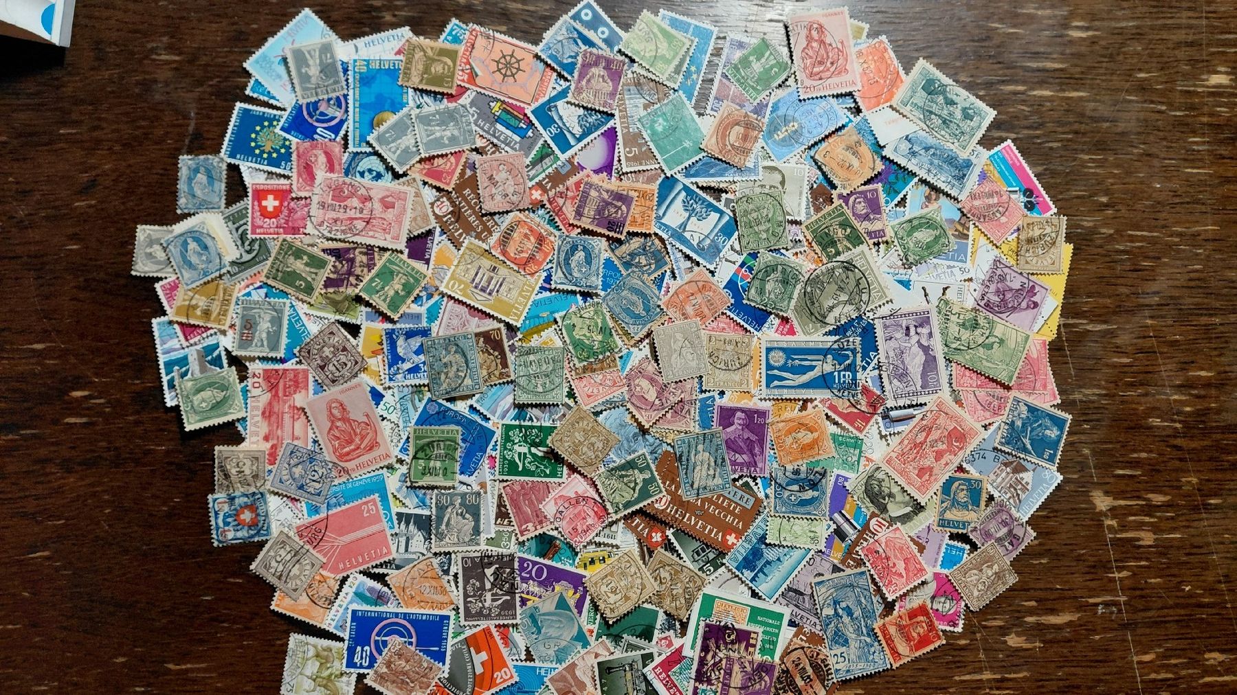 Tous les timbres: Riesige Sammlung Schweizer Briefmarken – D'occasion à Riniken par ChriguG75 3