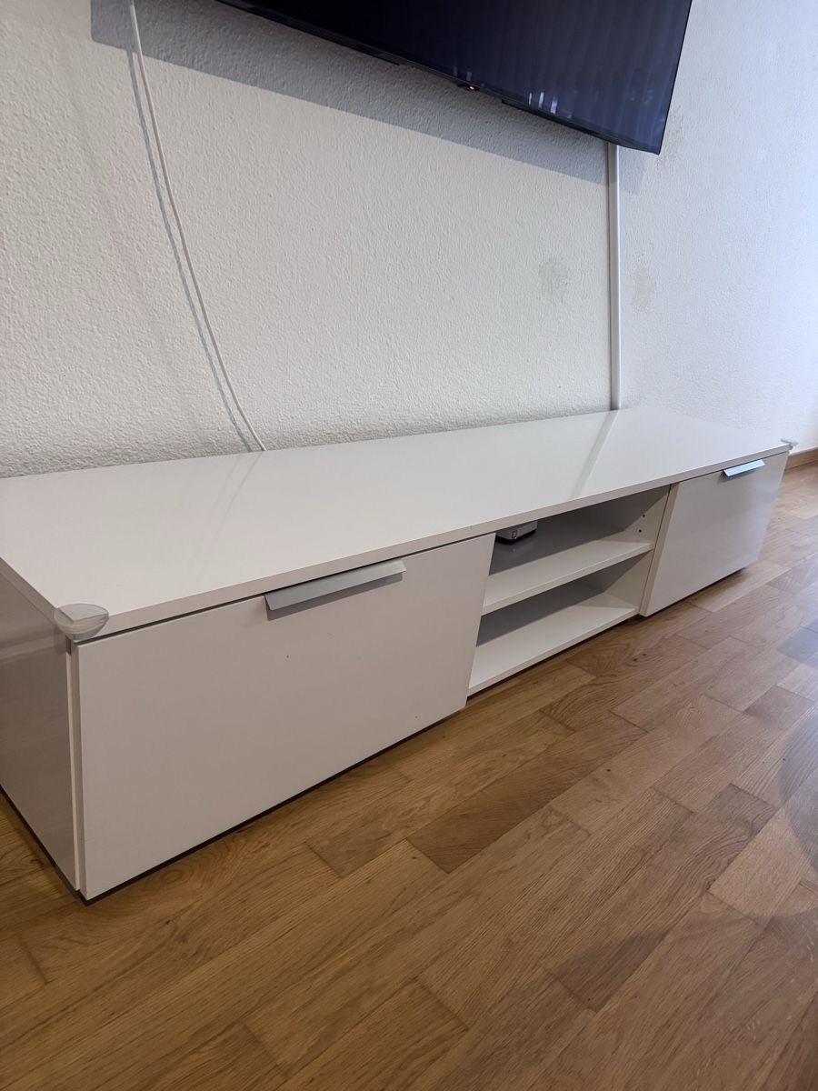 Meubles TV: Weisses Sideboard – D'occasion à Effretikon par alicia_97 1