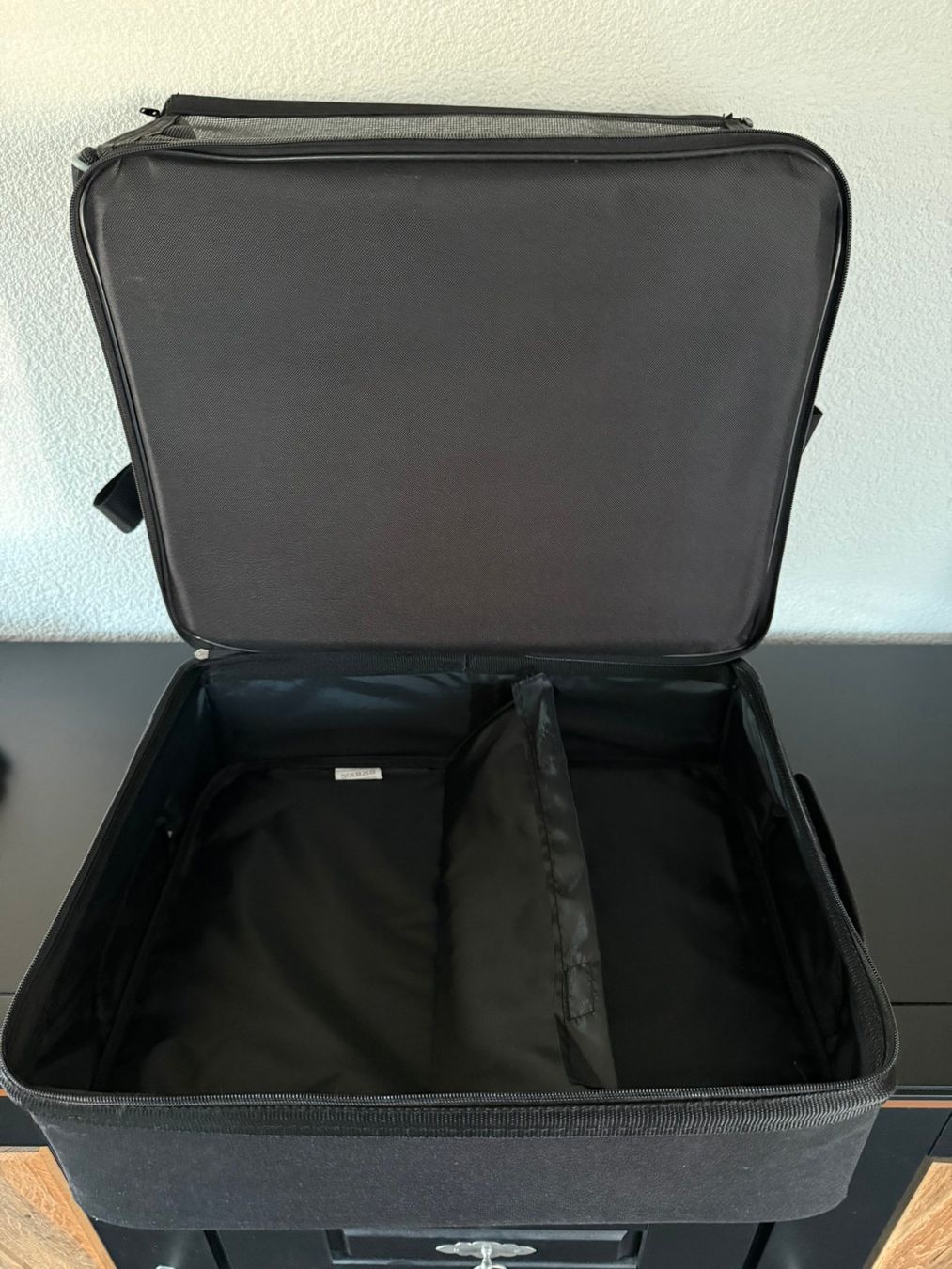 Trixie Cucce & Letti: Trixie Autositz, Abmessung 45 x 38 x 37 cm – Difettoso da Eschenbach SG venduto da Sums 4