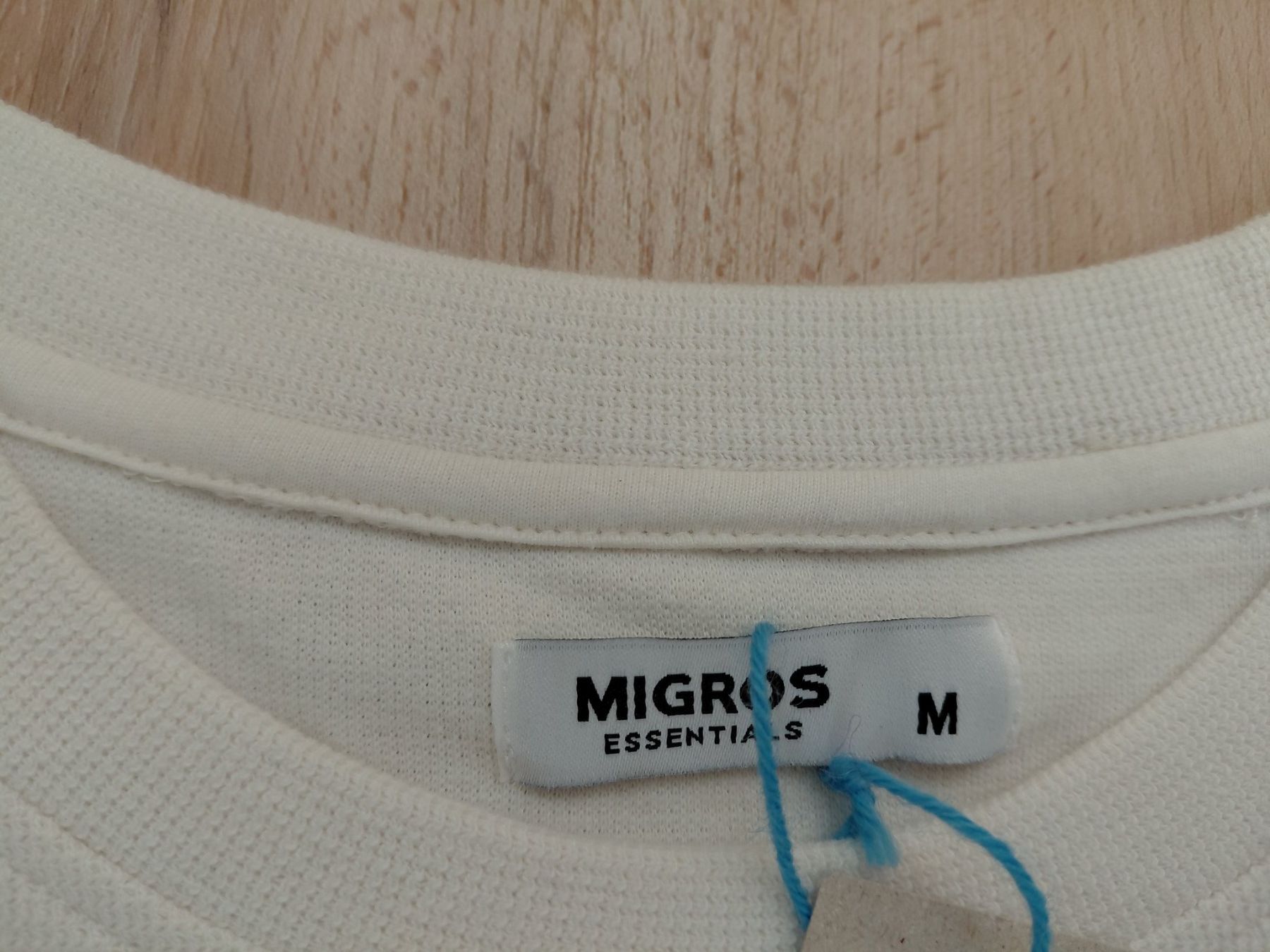 Maglioni & Felpe: Migros Essentials - Damen-Pullover Grösse M, weiss, NEU – Nuovo (secondo la descrizione) da Oftringen venduto da mwi_kv82 1