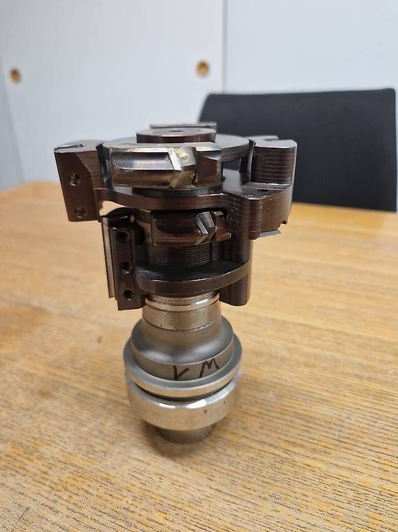 Tutti gli attrezzi: Alter CNC Rover 24 Fräser  – Usato da Aesch BL venduto da fubi04 2