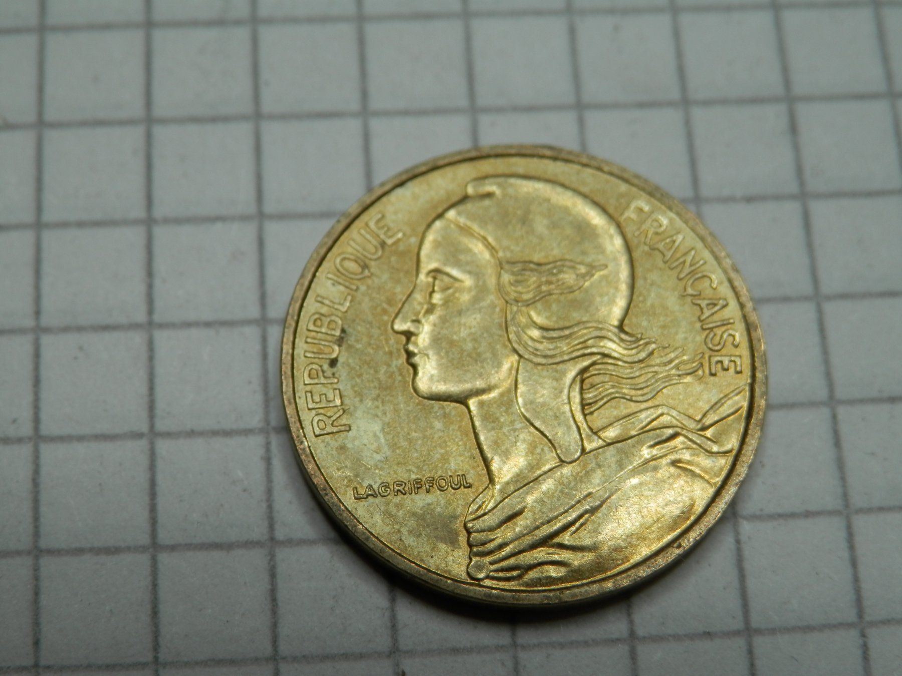 Tutti le monete: Frankreich 5 Centimes, 1988 – Usato da Weiach venduto da weiach81 1