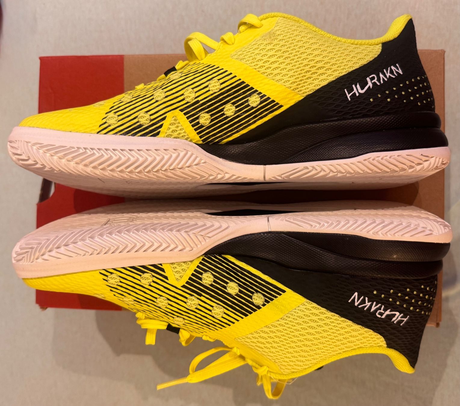 Scarpe da uomo: **** WILSON HURACN TEAM EU 41 1/3 **** – Nuovo e nell'imballaggio originale da Giumaglio venduto da soloemi 3