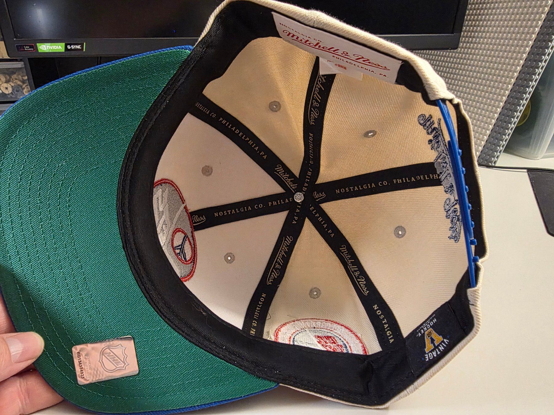 Mitchell & Ness Copricapi, berretti & cappellini: Cap Mitchell & Ness Original Fit Snapback Winnipeg Jets – Nuovo e nell'imballaggio originale da Mörigen venduto da Gadgeteer 6