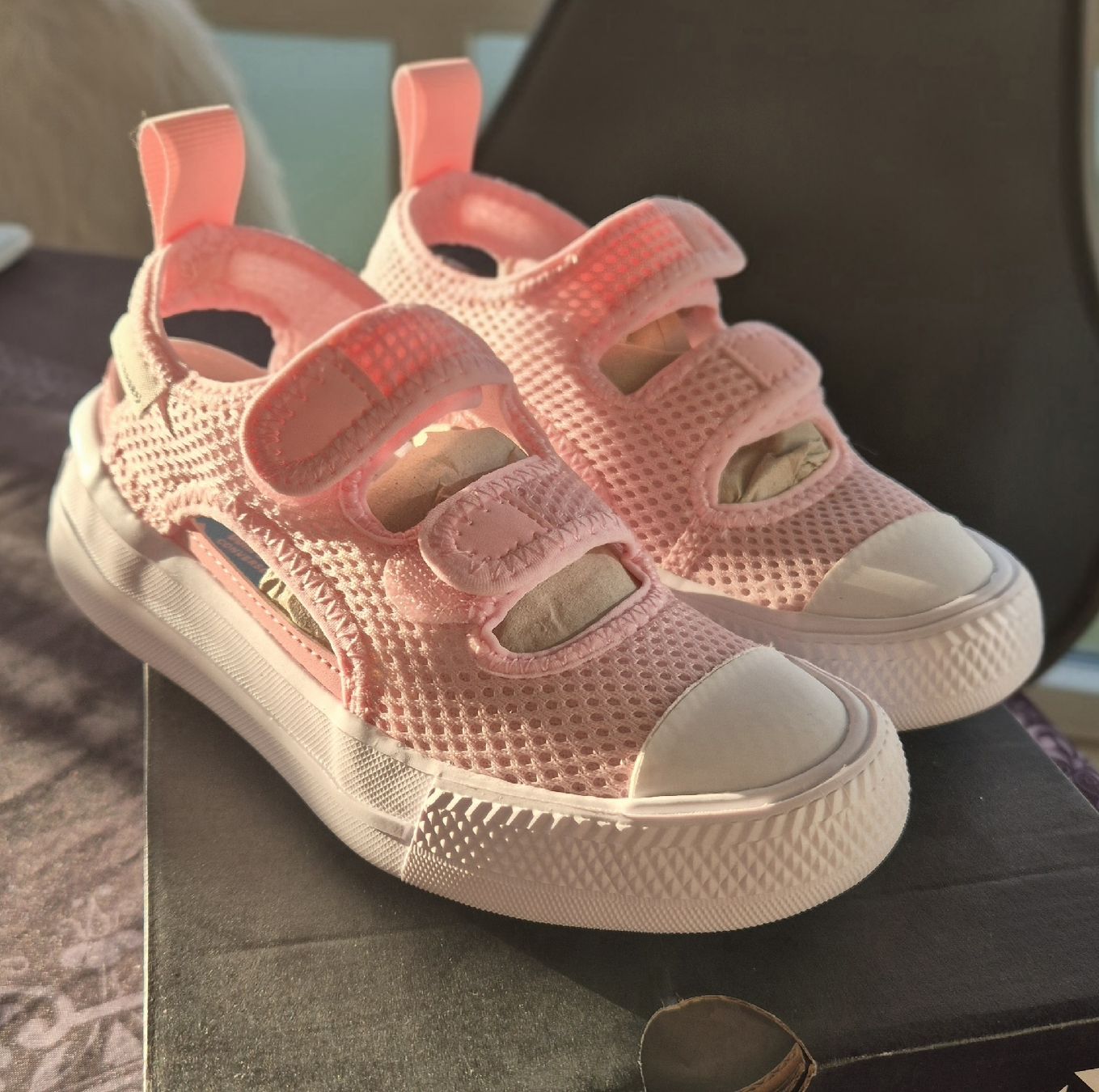 Converse Scarpe per ragazze: NEU Converse, Grosse 28.5 (17.5cm) – Nuovo e nell'imballaggio originale da Oberwil BL venduto da Ilona_z