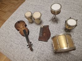'instruments de musique miniatures, vintage