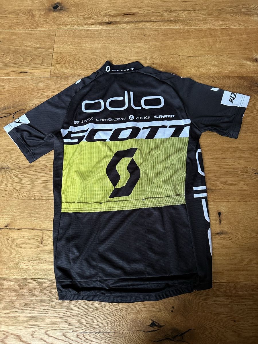 Odlo Leibchen & Hosen: Odlo Scott kurzarm Velotrikot Grösse S – Gebraucht aus Ebmatingen von VWCalifornia13 1