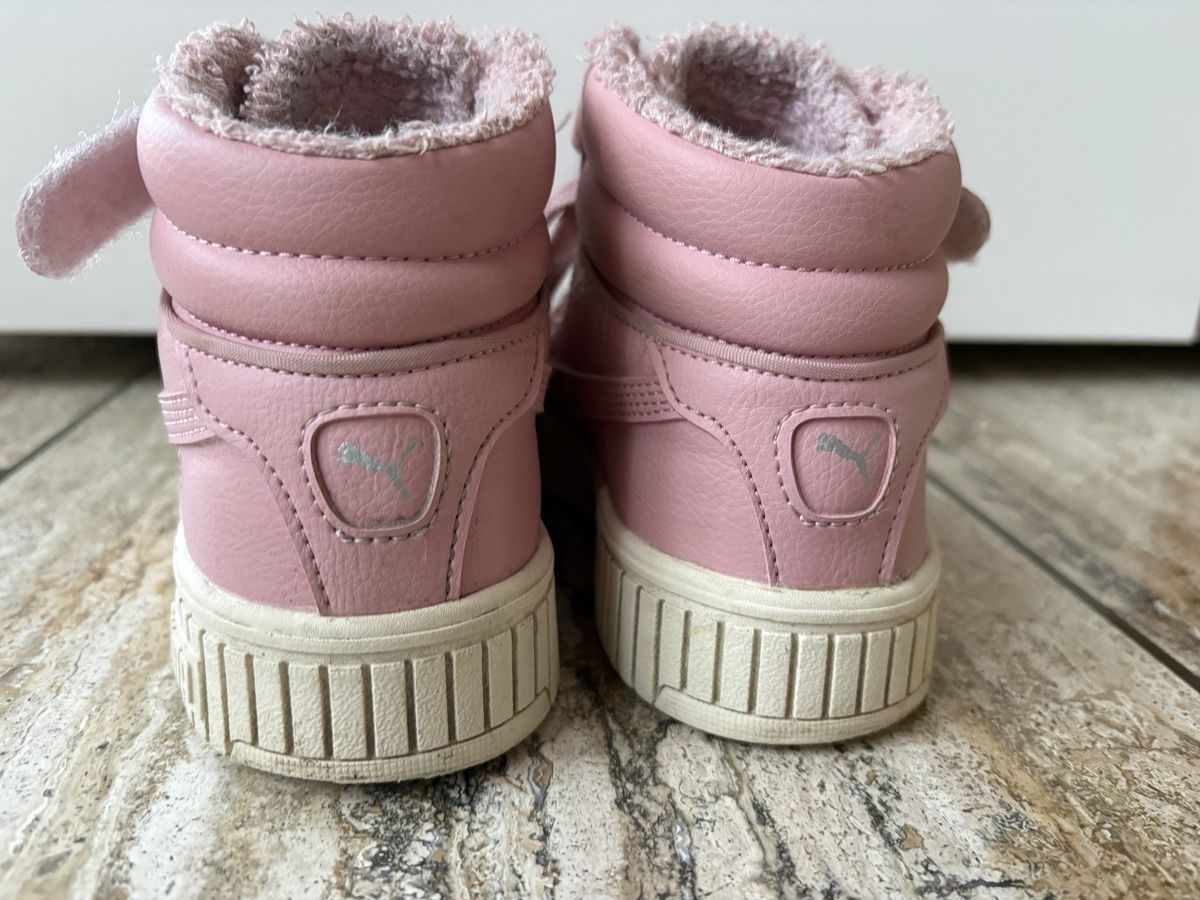 Puma Schuhe für Mädchen: Puma Wintersneaker Grösse 34 – Gebraucht aus Nürensdorf von Yellowstone09 2
