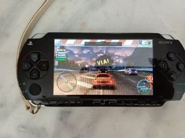 Sony PSP 1004 Schwarz mit Ladekabel