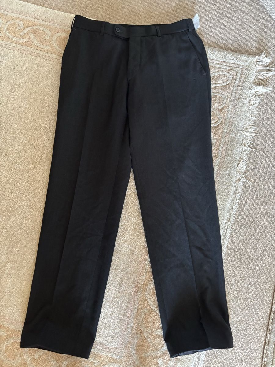Pantalons: Anzugshose Männer – D'occasion à Eggersriet par car_w5cl