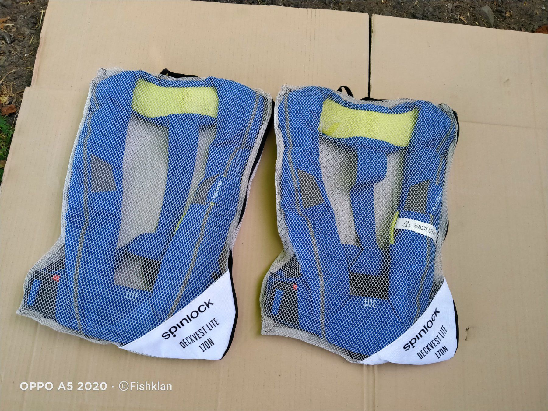 Giubbotti di salvataggio: 2 x Spinlock Rettungsweste Schwimmweste unbenutzt – Usato da Küssnacht am Rigi venduto da WorthPoint