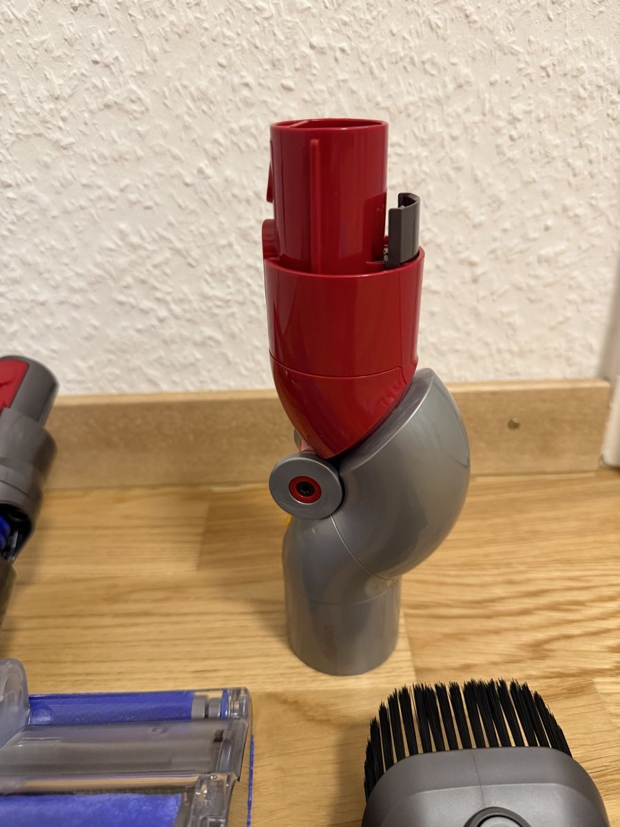 Dyson Staubsauger & Zubehör: Dyson V11 accessoires – Neu (gemäss Beschreibung) aus Meyrin von SA_3006 2