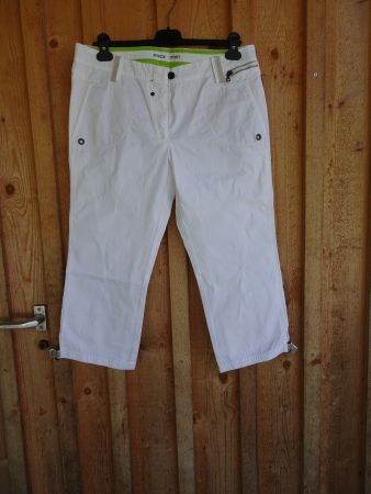 3/4-tel Hose weiss von Marc Cain Gr. M / N5 - 423127