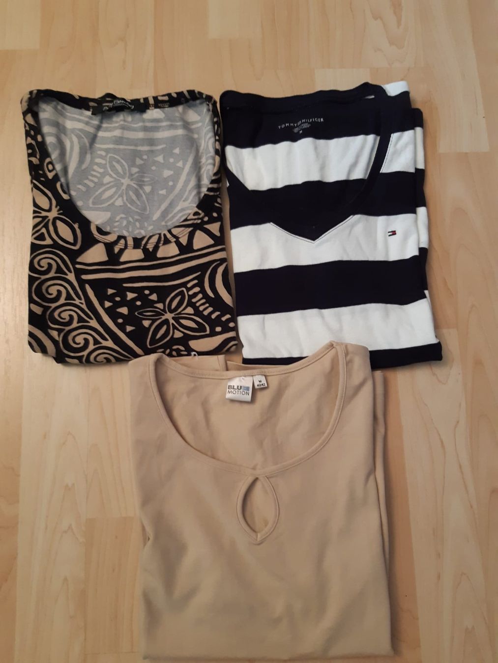 Camicette: MARKENKLEIDERPAKET, GR.40-42 M, 3Stk. – Usato da Sachseln venduto da jocaso