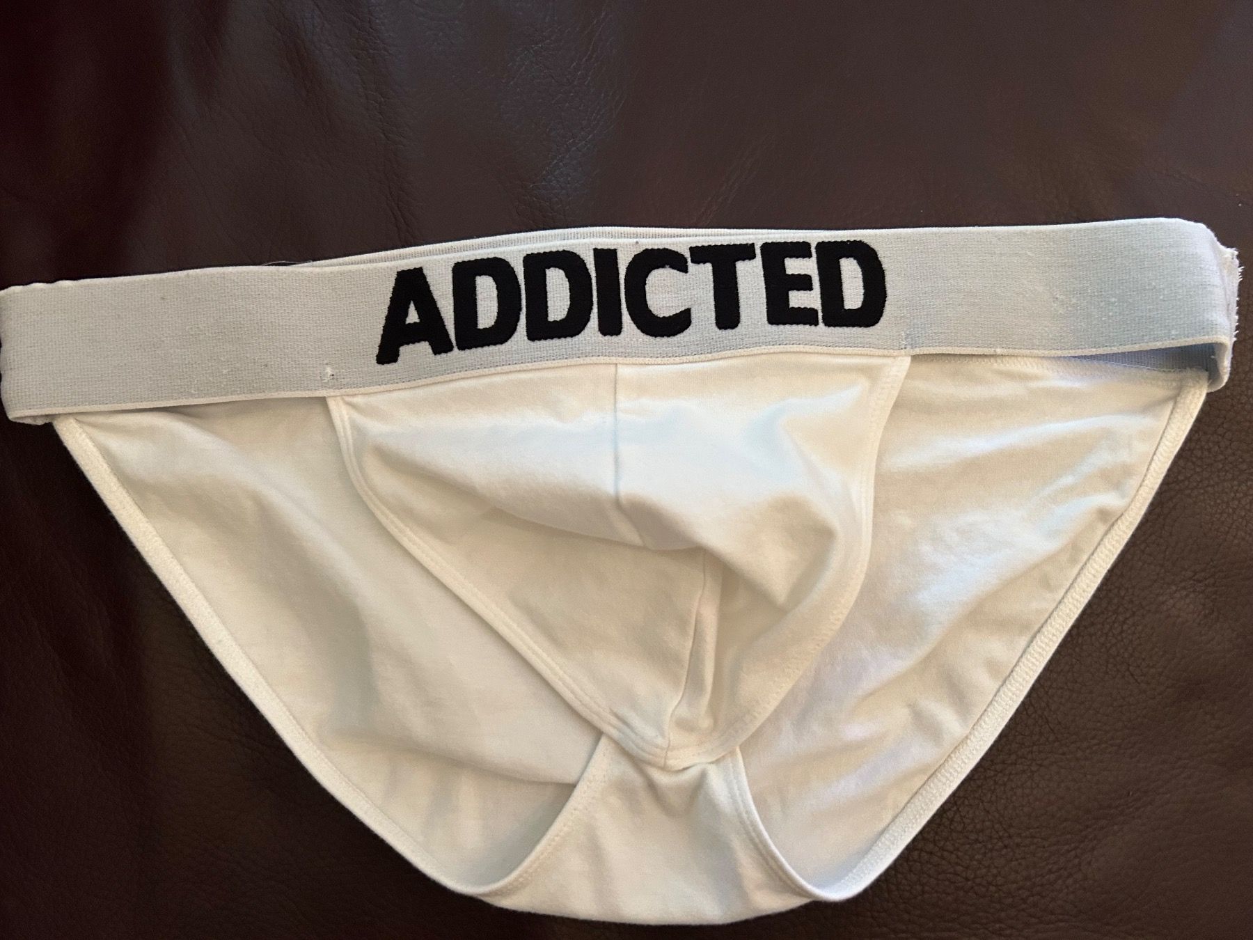 Biancheria intima: Addicted – Usato da Lausanne venduto da Lausanne1005