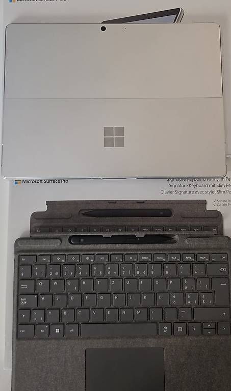 Tablet PC: Microsoft Surface Pro 9 i7 / 16GB / 256GB SSD inkl. Dock&Pen – Gebraucht aus Stein am Rhein von R5 3