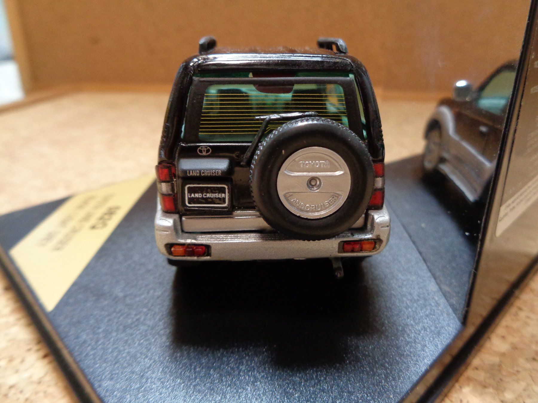 Toyota Modellautos: Toyota Land Cruiser '98    1/43 – Neu und originalverpackt aus Läufelfingen von remajo62 3
