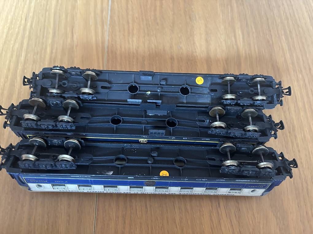 Pocher Modelleisenbahnen: Lot de wagons de la marque POCHER – Gebraucht aus Orbe von car_8grw 3
