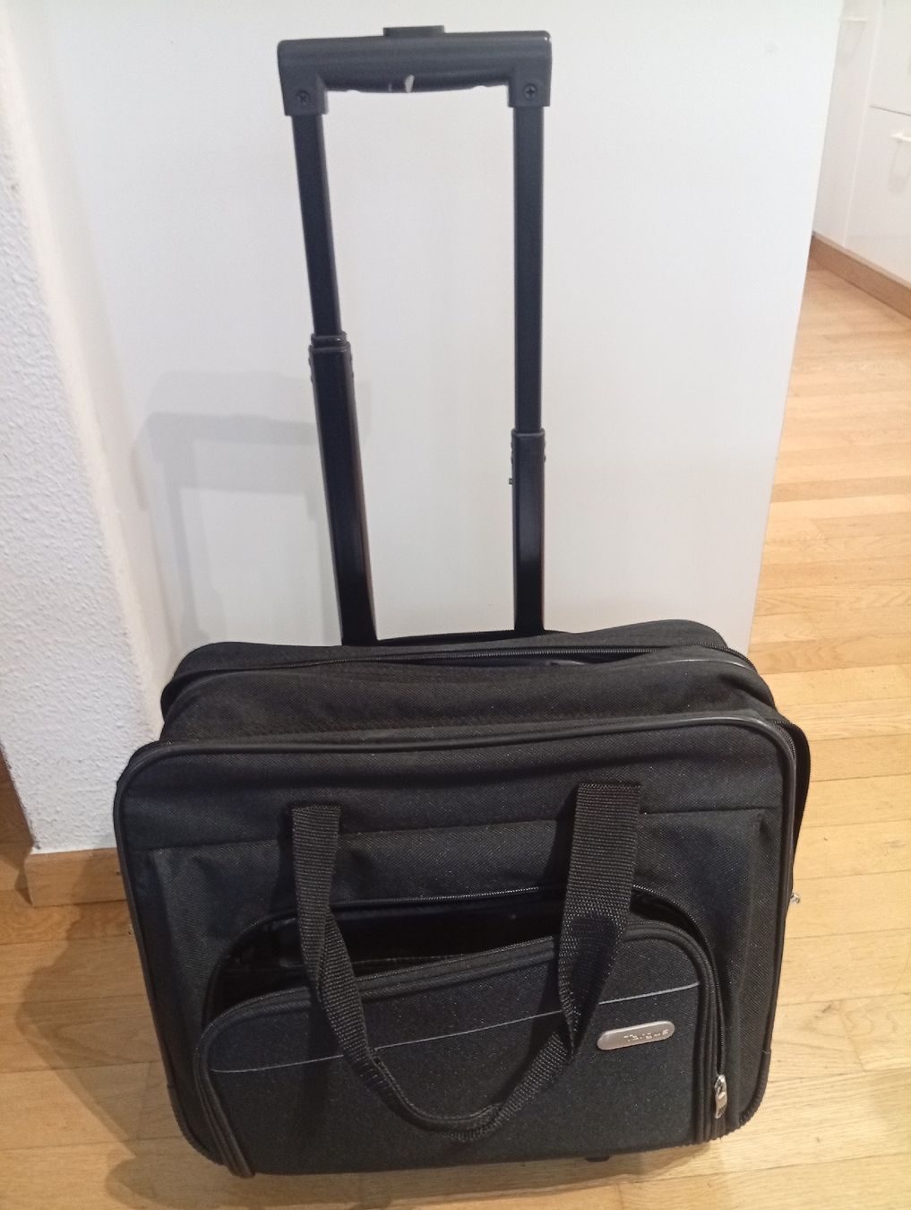 Targus Borse: Targus Laptop-Rolltasche – Usato da Zürich venduto da sap_8j5f