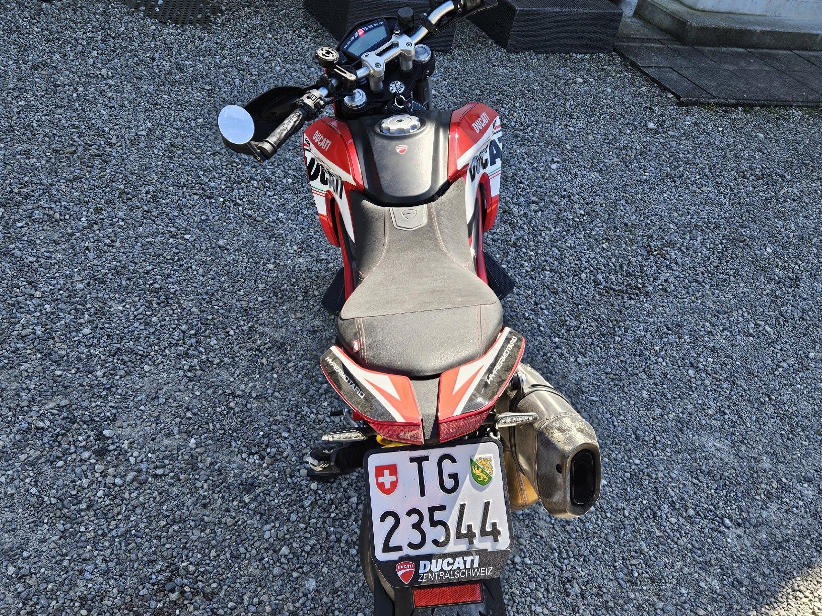 Ducati Strada: Ducati Hypermotard 821 – Usato da Eschlikon TG venduto da adibeerli 3