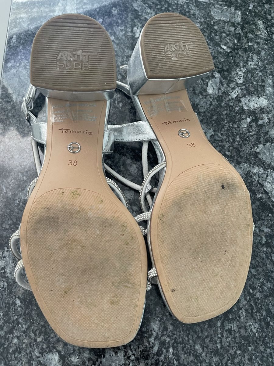 Tamaris Scarpe da donna: Hochzeitsaccessoire zu verkaufen – Usato da Heimberg venduto da Laba0 1