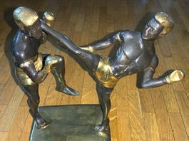 SCULPTURE MUAY THAI BOXE moulée - parfait état