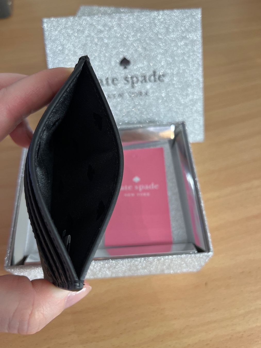 Kate Spade Portamonete: Kate Spade - Kreditkartenhalter / Wallet, Glitzer-Schwarz – Nuovo (secondo la descrizione) da Luzern venduto da Jiggy_8898 3
