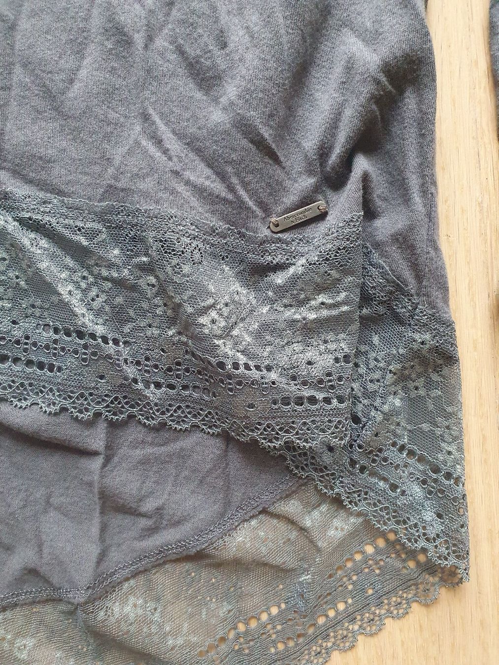 Abercrombie Maglioni & Felpe: Shirt – Usato da Zürich venduto da nadiialivia 1