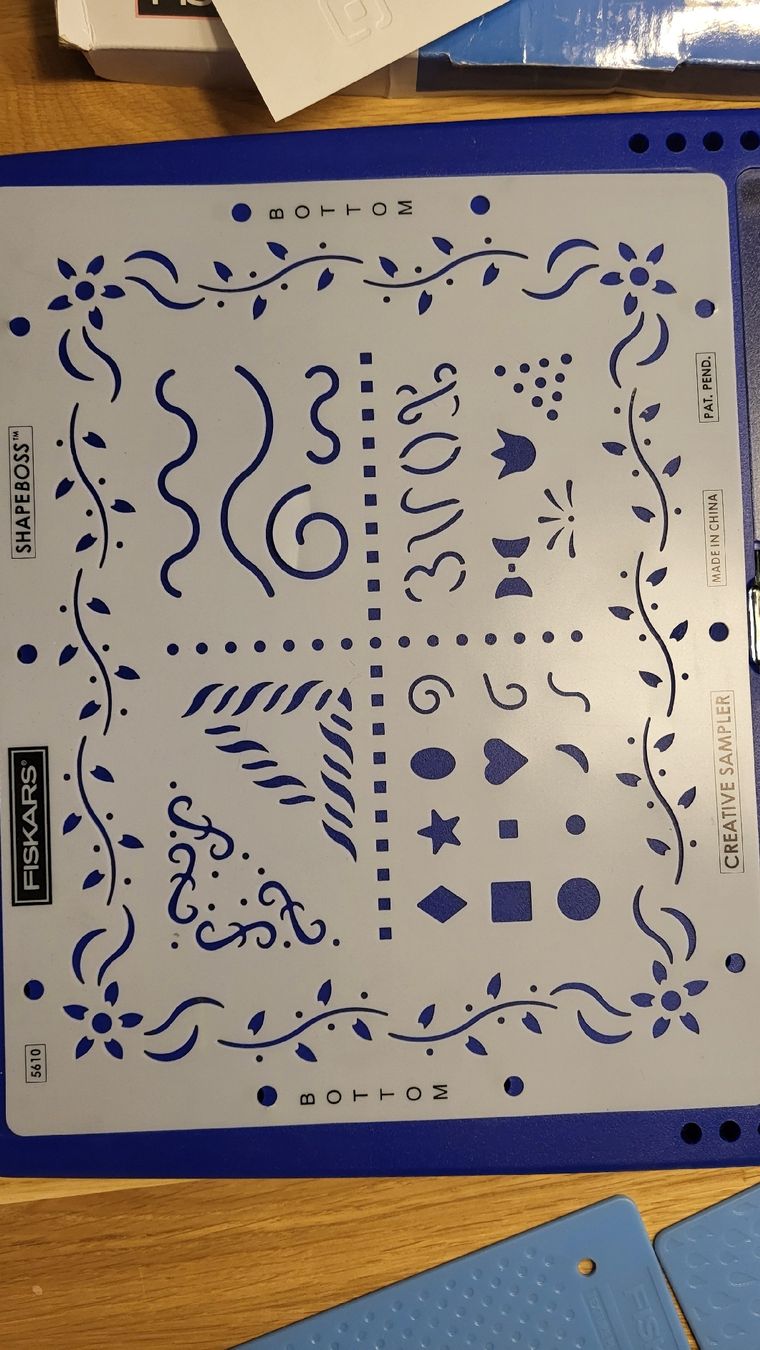 Kits de loisir créatif: Fiskars ShapeBoss Bastelset mit Platten gebraucht – D'occasion à Strengelbach par diawit