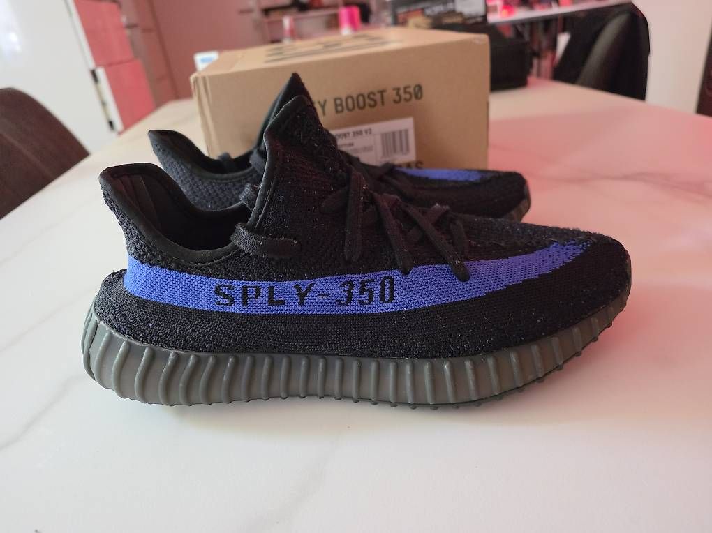 Adidas Herrenschuhe: Yeezy Boost 350 V2 – Gebraucht aus Buchs SG von Macor88 2